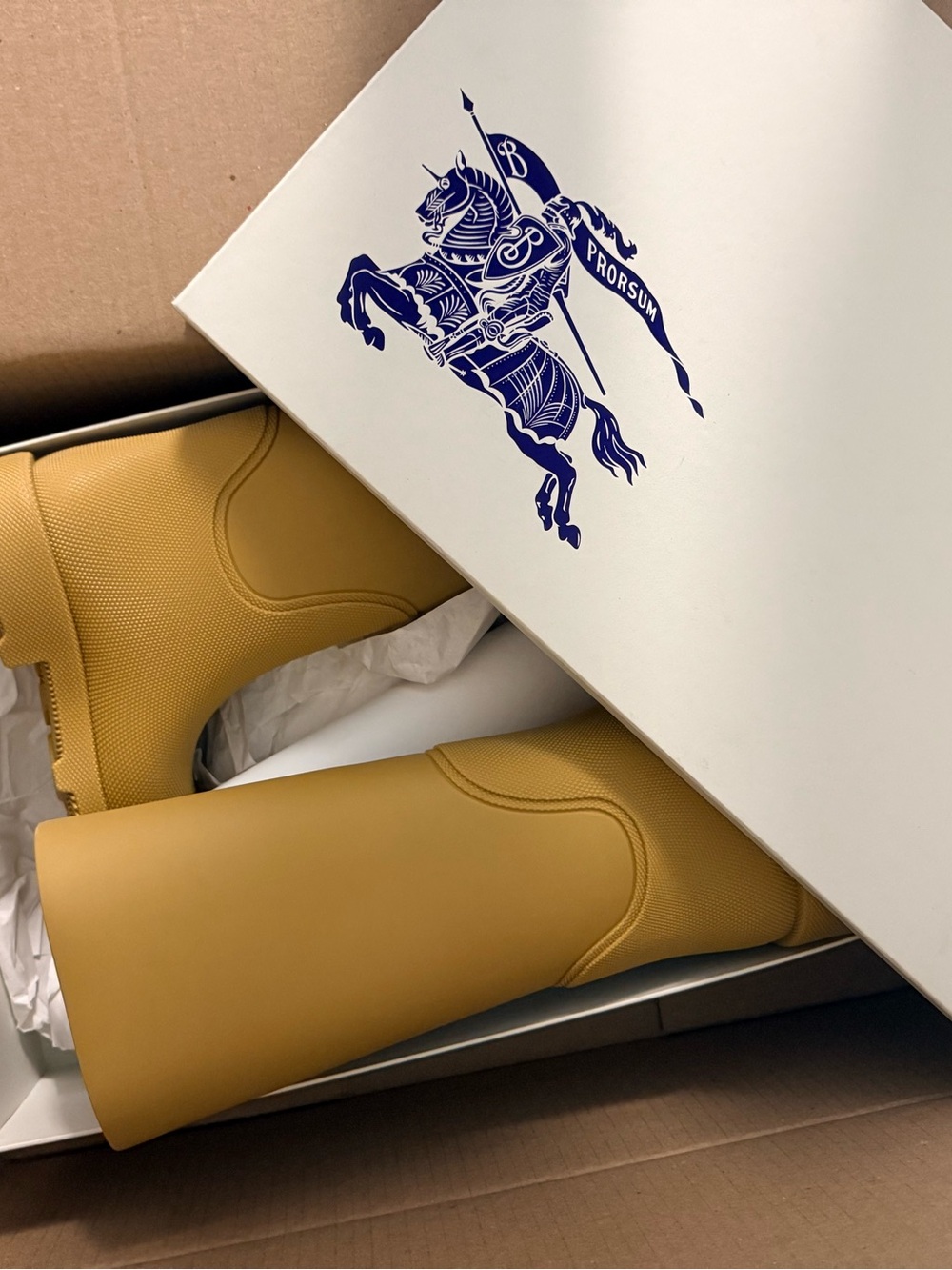 Burberry Mustard Yellow Chunky Lug Rain Boots - Picture 6 of 7